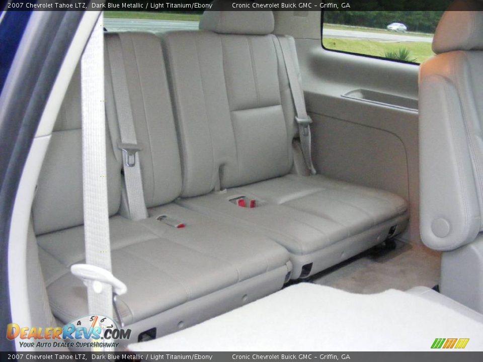 2007 Chevrolet Tahoe LTZ Dark Blue Metallic / Light Titanium/Ebony Photo #20