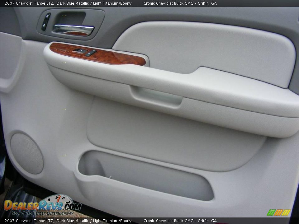 2007 Chevrolet Tahoe LTZ Dark Blue Metallic / Light Titanium/Ebony Photo #23