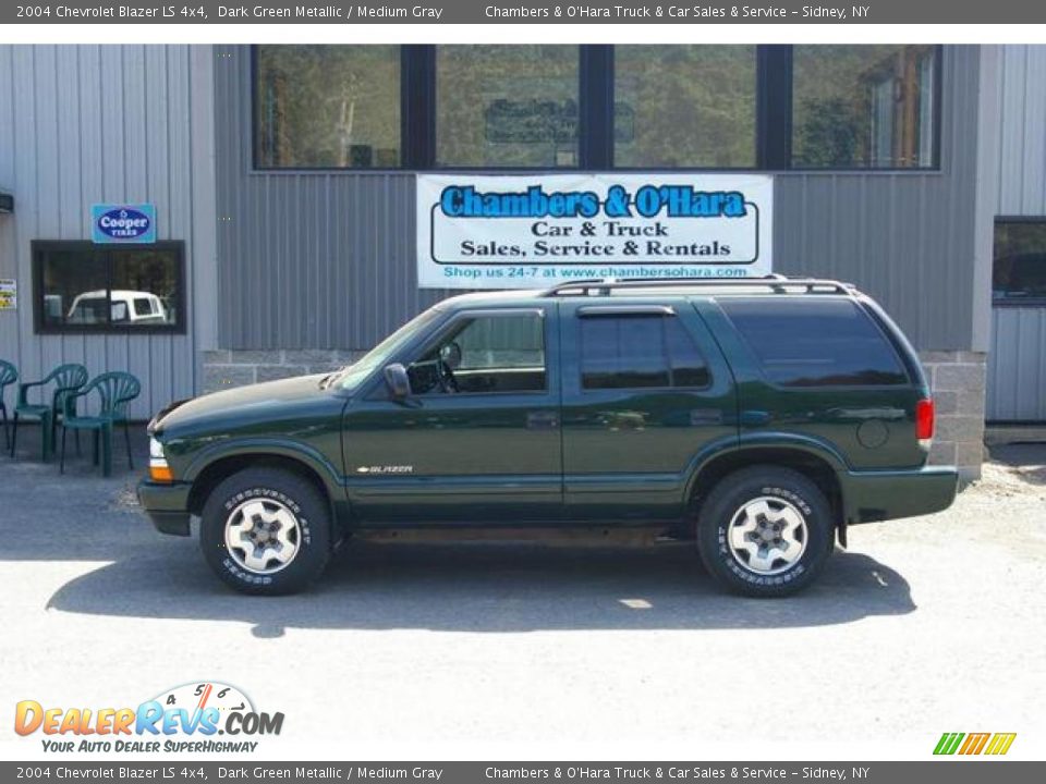 2004 Chevrolet Blazer LS 4x4 Dark Green Metallic / Medium Gray Photo #2
