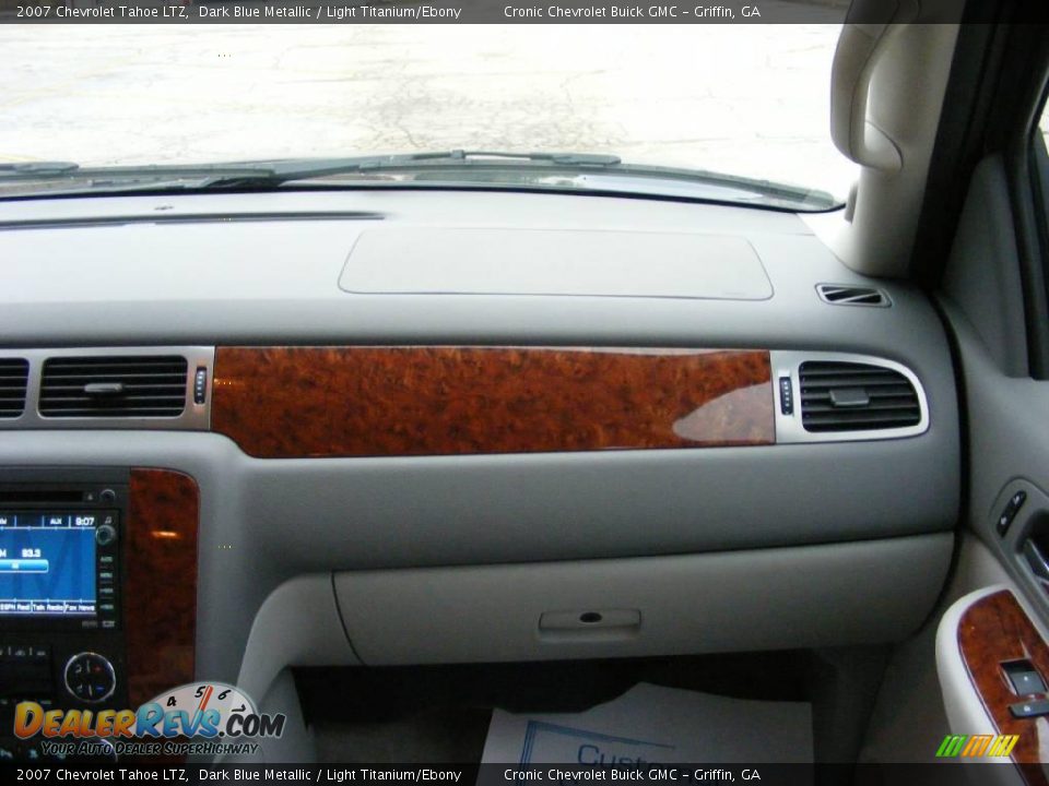 2007 Chevrolet Tahoe LTZ Dark Blue Metallic / Light Titanium/Ebony Photo #25
