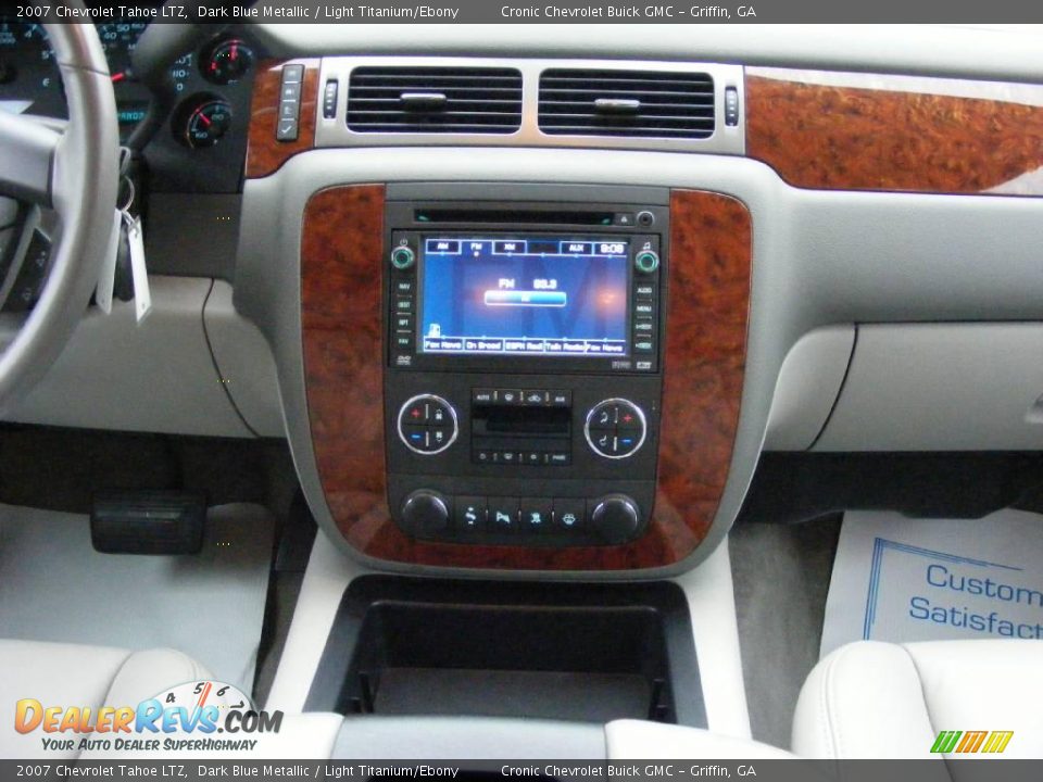 2007 Chevrolet Tahoe LTZ Dark Blue Metallic / Light Titanium/Ebony Photo #26