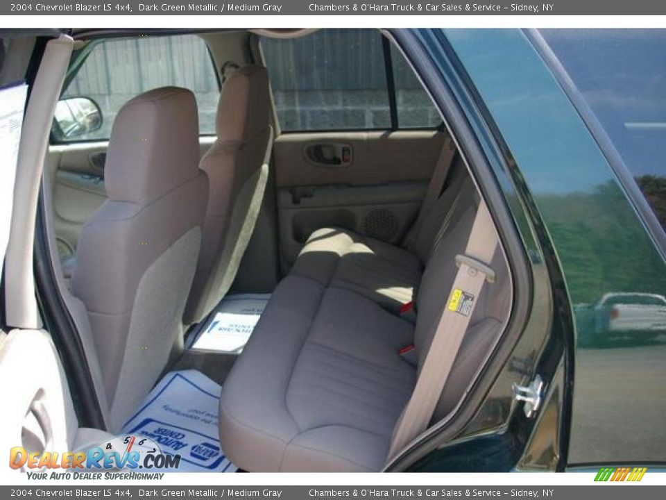 2004 Chevrolet Blazer LS 4x4 Dark Green Metallic / Medium Gray Photo #6