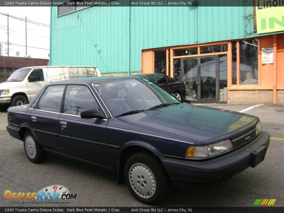 1990 Toyota Camry Deluxe Sedan Dark Blue Pearl Metallic / Gray Photo #4