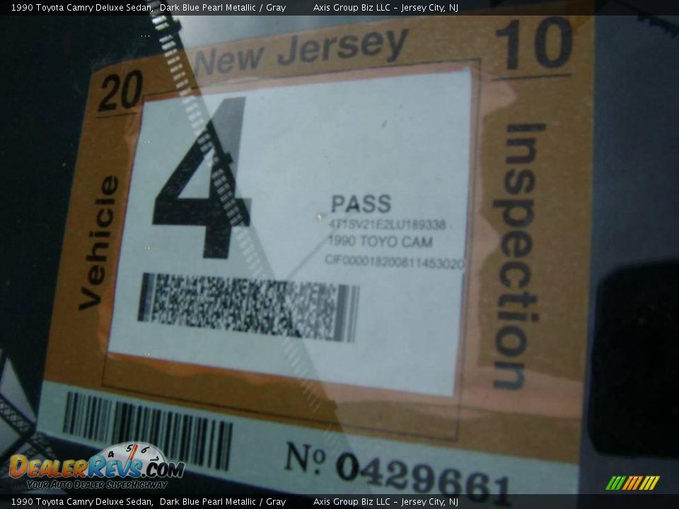 1990 Toyota Camry Deluxe Sedan Dark Blue Pearl Metallic / Gray Photo #5