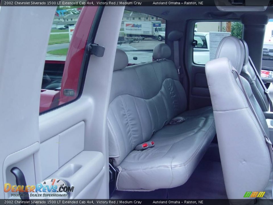 2002 Chevrolet Silverado 1500 LT Extended Cab 4x4 Victory Red / Medium Gray Photo #17