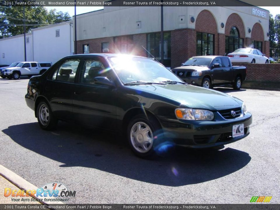 2001 Toyota Corolla CE Woodland Green Pearl / Pebble Beige Photo #2