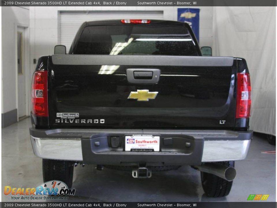 2009 Chevrolet Silverado 3500HD LT Extended Cab 4x4 Black / Ebony Photo #3