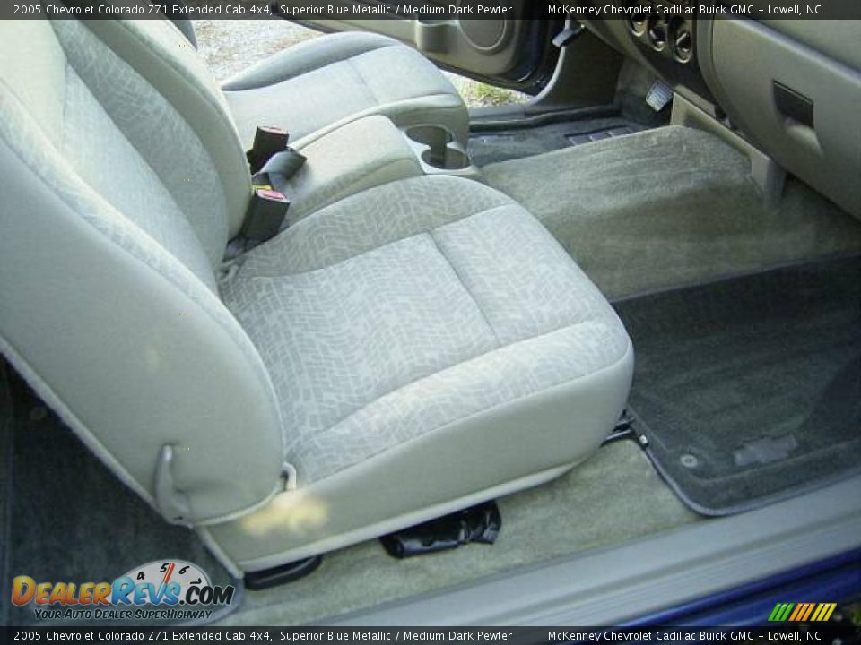 2005 Chevrolet Colorado Z71 Extended Cab 4x4 Superior Blue Metallic / Medium Dark Pewter Photo #16