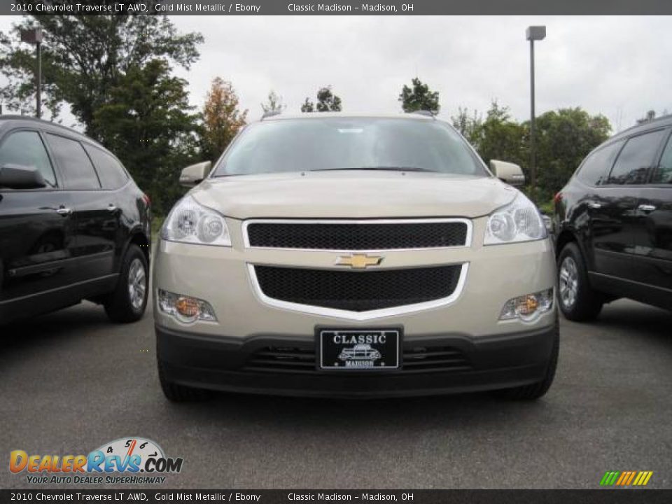 2010 Chevrolet Traverse LT AWD Gold Mist Metallic / Ebony Photo #2