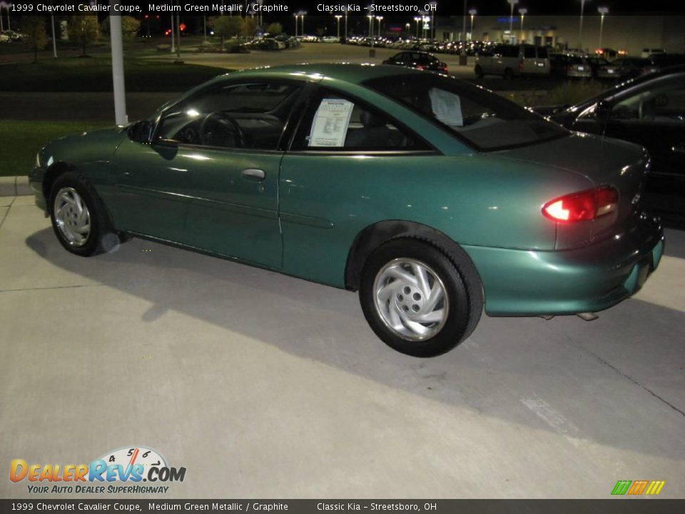 1999 Chevrolet Cavalier Coupe Medium Green Metallic / Graphite Photo #3