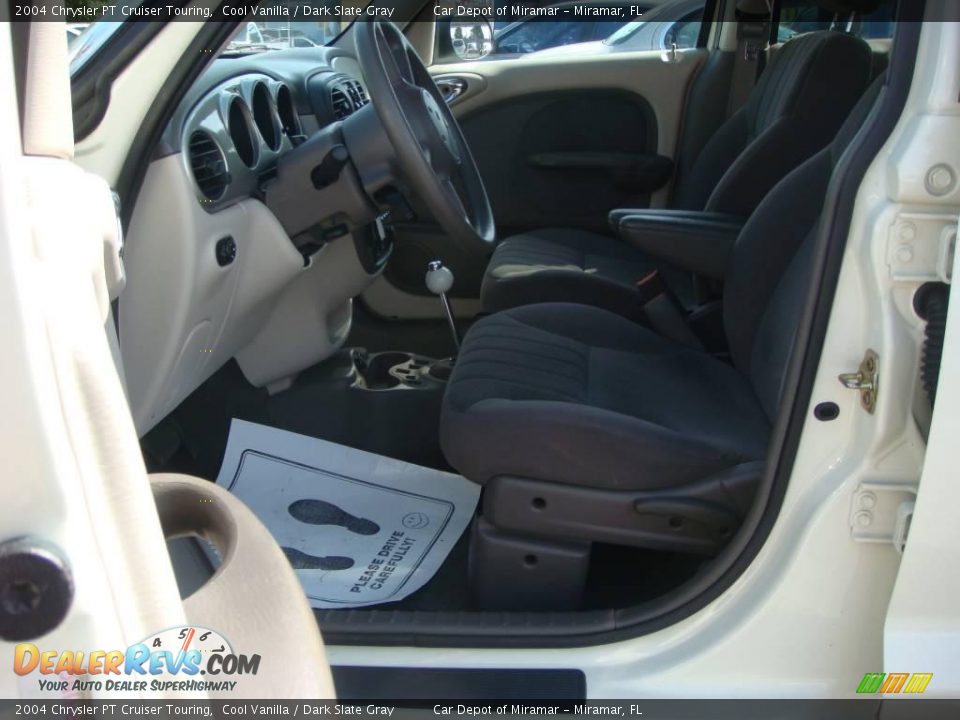 2004 Chrysler PT Cruiser Touring Cool Vanilla / Dark Slate Gray Photo #10