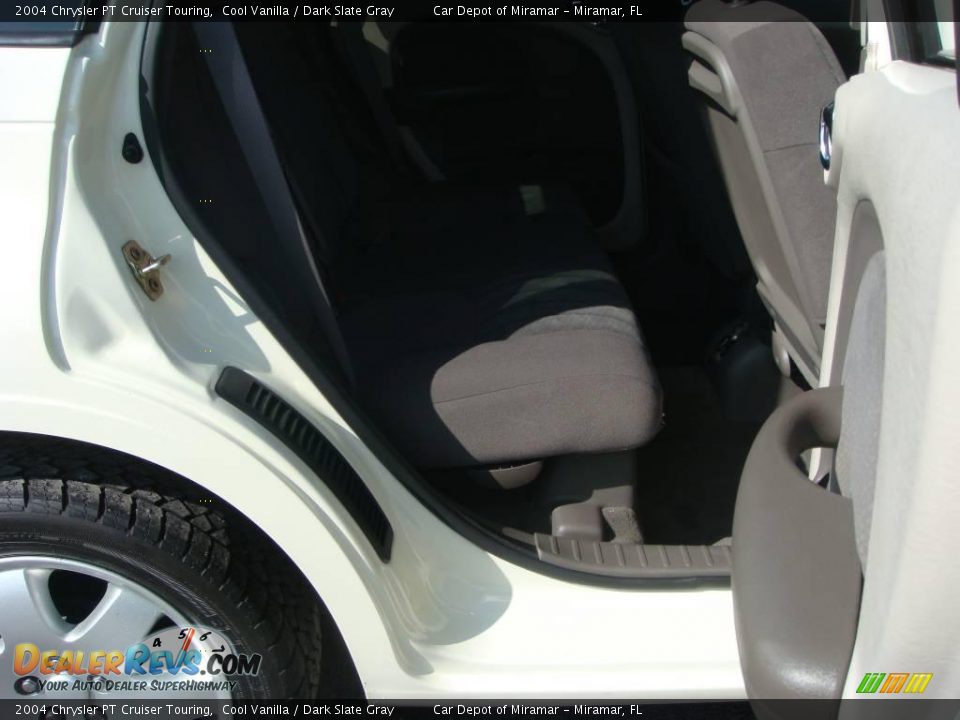 2004 Chrysler PT Cruiser Touring Cool Vanilla / Dark Slate Gray Photo #13