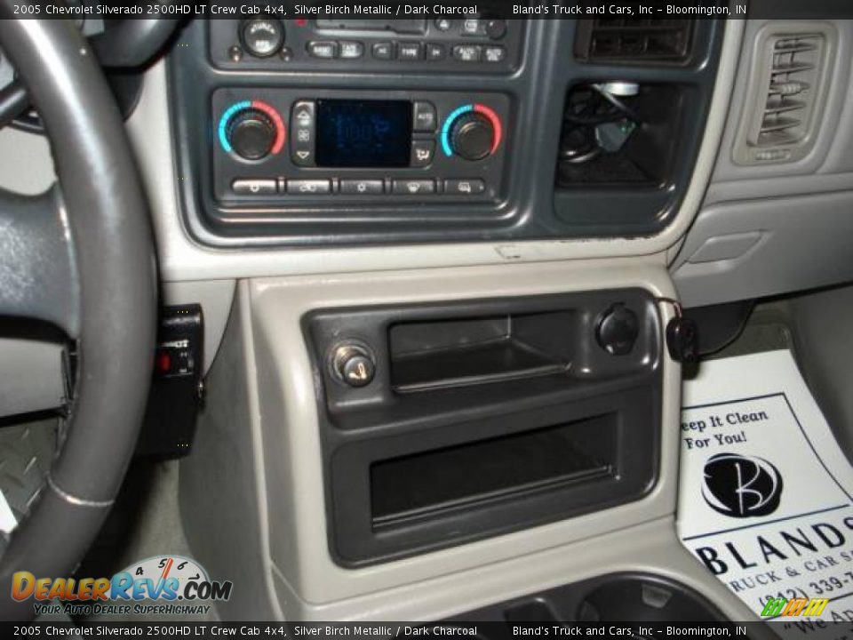 2005 Chevrolet Silverado 2500HD LT Crew Cab 4x4 Silver Birch Metallic / Dark Charcoal Photo #12