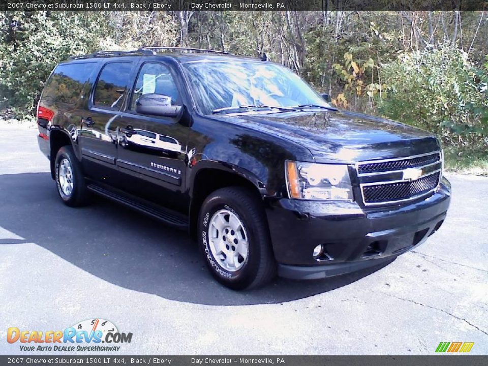 2007 Chevrolet Suburban 1500 LT 4x4 Black / Ebony Photo #3