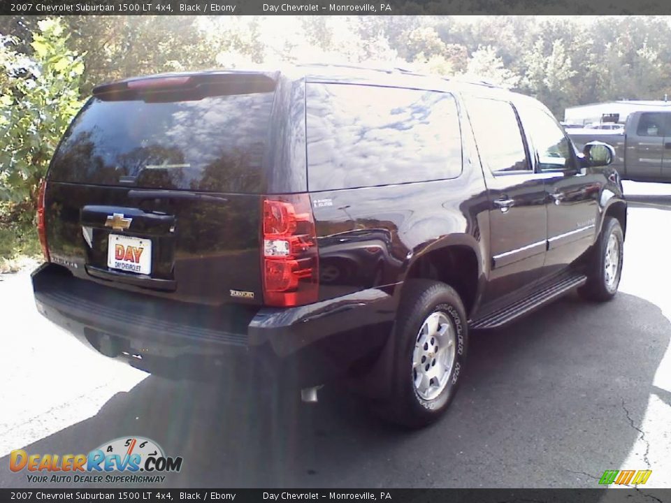 2007 Chevrolet Suburban 1500 LT 4x4 Black / Ebony Photo #4