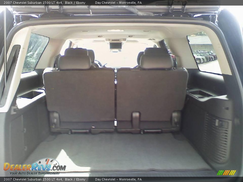 2007 Chevrolet Suburban 1500 LT 4x4 Black / Ebony Photo #15