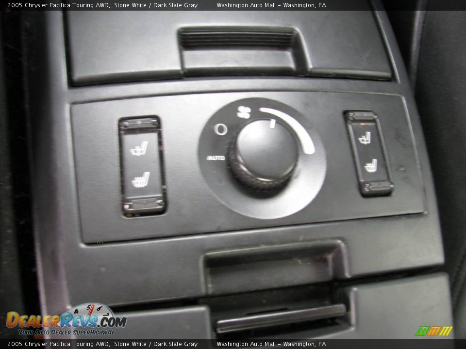 2005 Chrysler Pacifica Touring AWD Stone White / Dark Slate Gray Photo #11