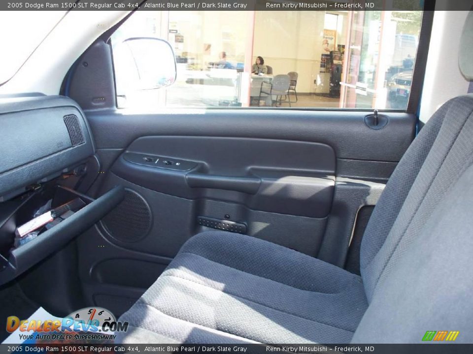 2005 Dodge Ram 1500 SLT Regular Cab 4x4 Atlantic Blue Pearl / Dark Slate Gray Photo #10