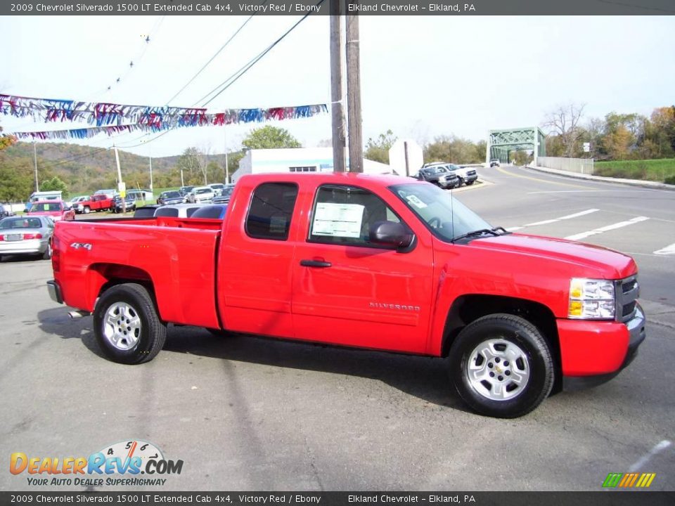 2009 Chevrolet Silverado 1500 LT Extended Cab 4x4 Victory Red / Ebony Photo #6