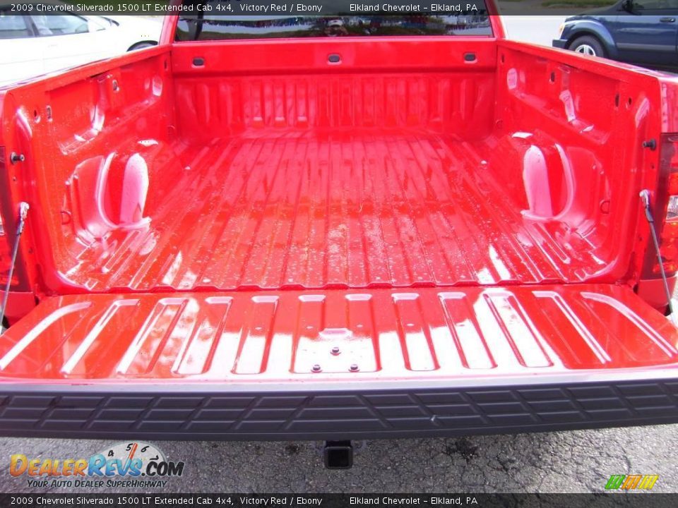 2009 Chevrolet Silverado 1500 LT Extended Cab 4x4 Victory Red / Ebony Photo #13