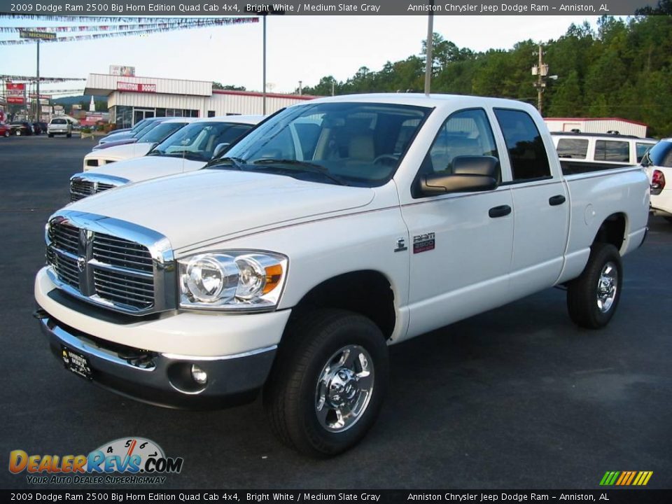 2009 Dodge Ram 2500 Big Horn Edition Quad Cab 4x4 Bright White / Medium Slate Gray Photo #2