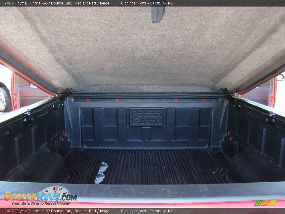 2007 Toyota Tundra X-SP Double Cab Radiant Red / Beige Photo #10