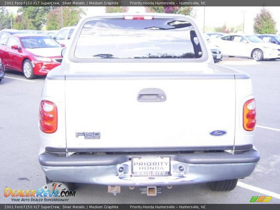 2001 Ford F150 XLT SuperCrew Silver Metallic / Medium Graphite Photo #3