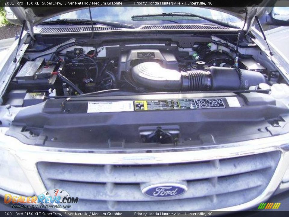 2001 Ford F150 XLT SuperCrew Silver Metallic / Medium Graphite Photo #18
