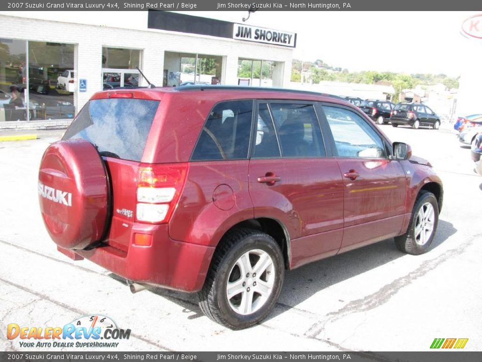 2007 Suzuki Grand Vitara Luxury 4x4 Shining Red Pearl / Beige Photo #3