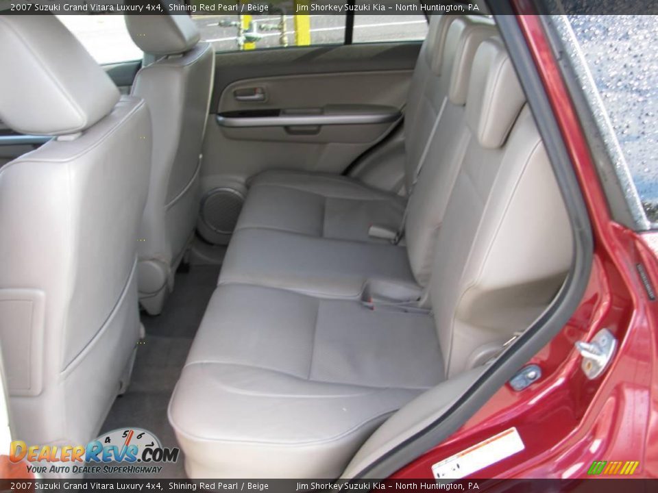 2007 Suzuki Grand Vitara Luxury 4x4 Shining Red Pearl / Beige Photo #7