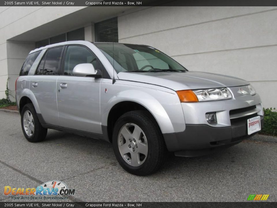2005 Saturn VUE V6 Silver Nickel / Gray Photo #1