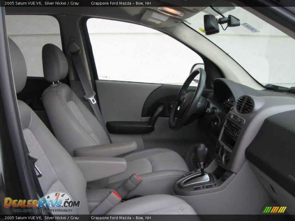 2005 Saturn VUE V6 Silver Nickel / Gray Photo #6