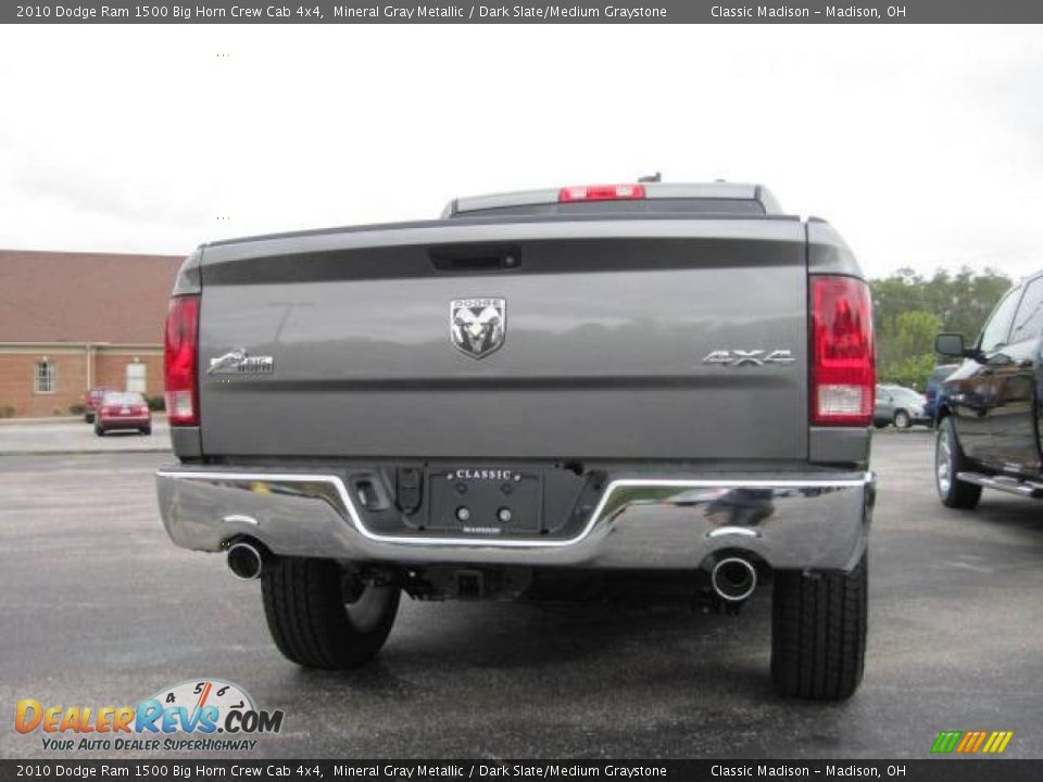 2010 Dodge Ram 1500 Big Horn Crew Cab 4x4 Mineral Gray Metallic / Dark Slate/Medium Graystone Photo #4