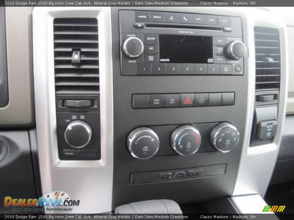 2010 Dodge Ram 1500 Big Horn Crew Cab 4x4 Mineral Gray Metallic / Dark Slate/Medium Graystone Photo #8
