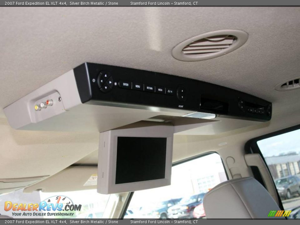 2007 Ford Expedition EL XLT 4x4 Silver Birch Metallic / Stone Photo #17