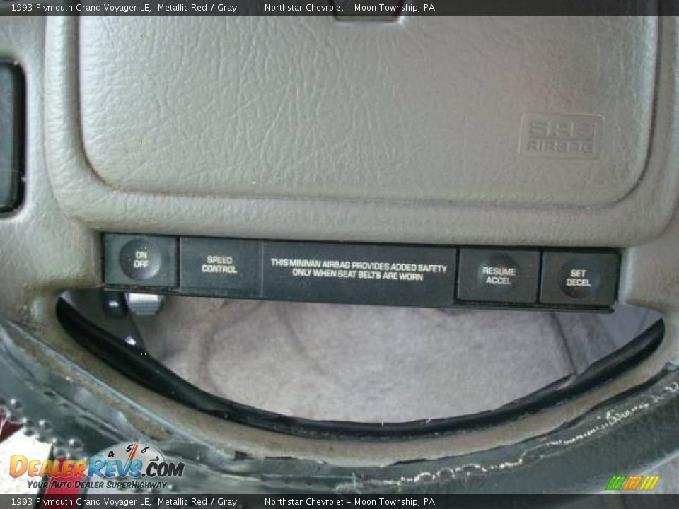 1993 Plymouth Grand Voyager LE Metallic Red / Gray Photo #12