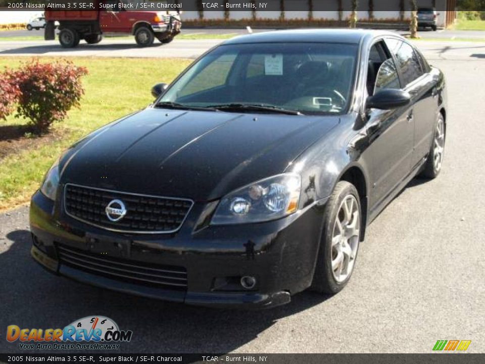 2005 Nissan Altima 3.5 SE-R Super Black / SE-R Charcoal Photo #2