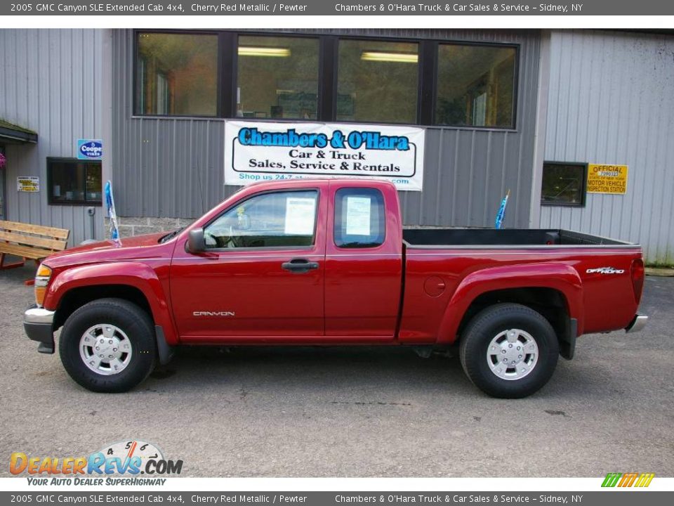 2005 GMC Canyon SLE Extended Cab 4x4 Cherry Red Metallic / Pewter Photo #2