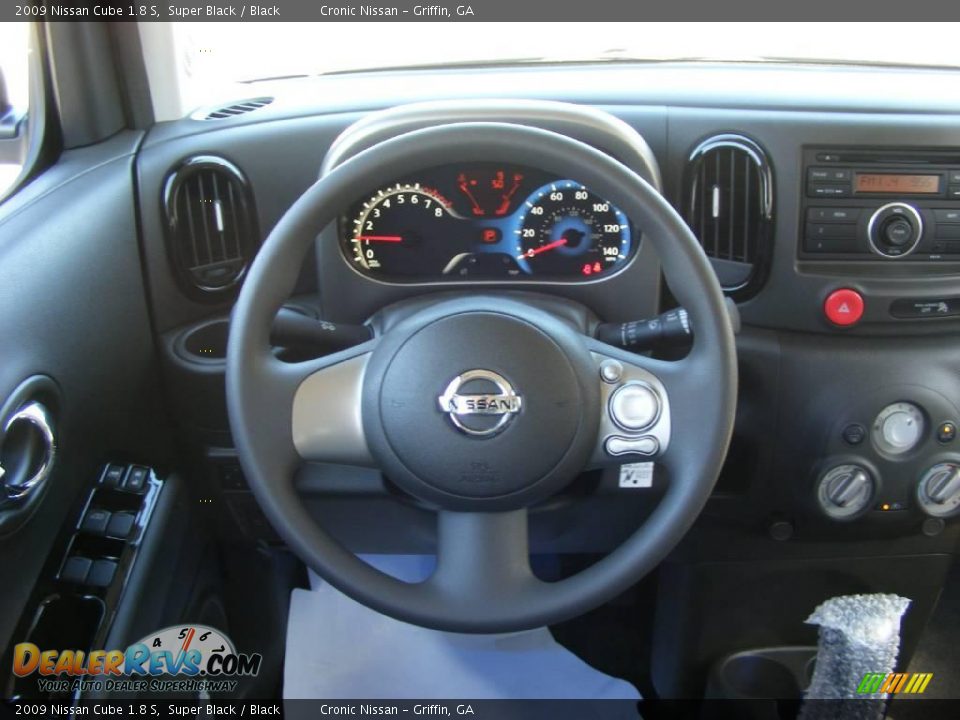 2009 Nissan Cube 1.8 S Super Black / Black Photo #12