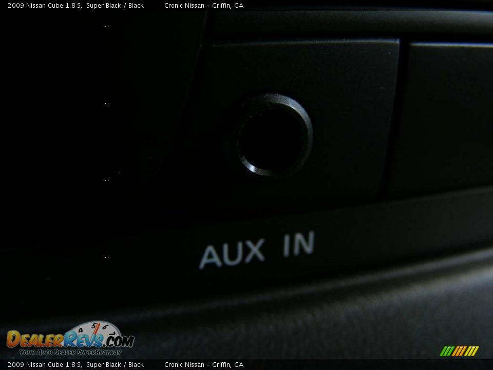 2009 Nissan Cube 1.8 S Super Black / Black Photo #15