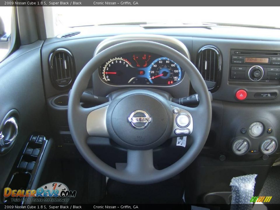2009 Nissan Cube 1.8 S Super Black / Black Photo #12