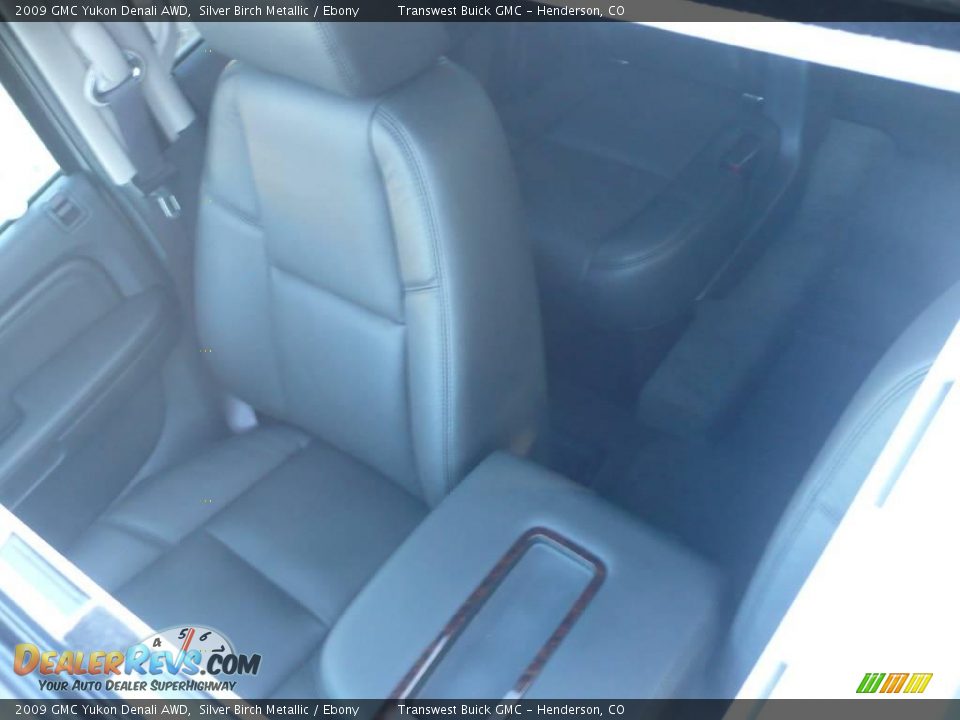 2009 GMC Yukon Denali AWD Silver Birch Metallic / Ebony Photo #8