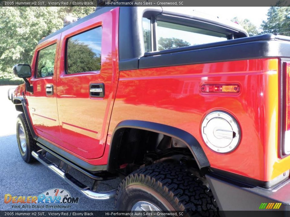 2005 Hummer H2 SUT Victory Red / Ebony Black Photo #21