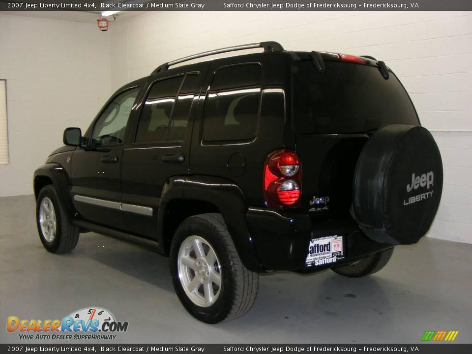 2007 Jeep Liberty Limited 4x4 Black Clearcoat / Medium Slate Gray Photo #4