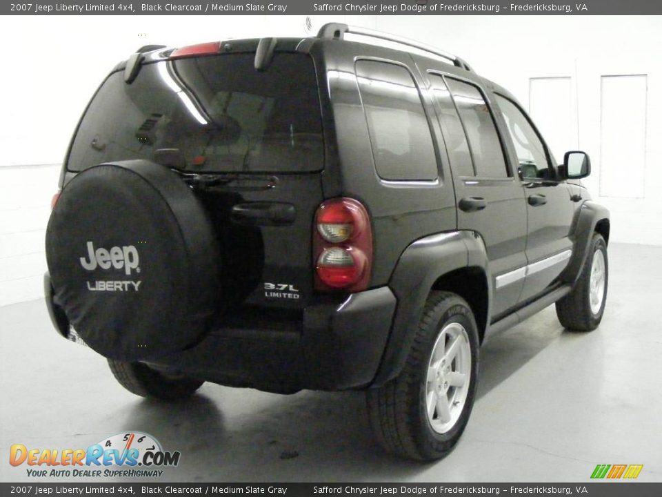 2007 Jeep Liberty Limited 4x4 Black Clearcoat / Medium Slate Gray Photo #6