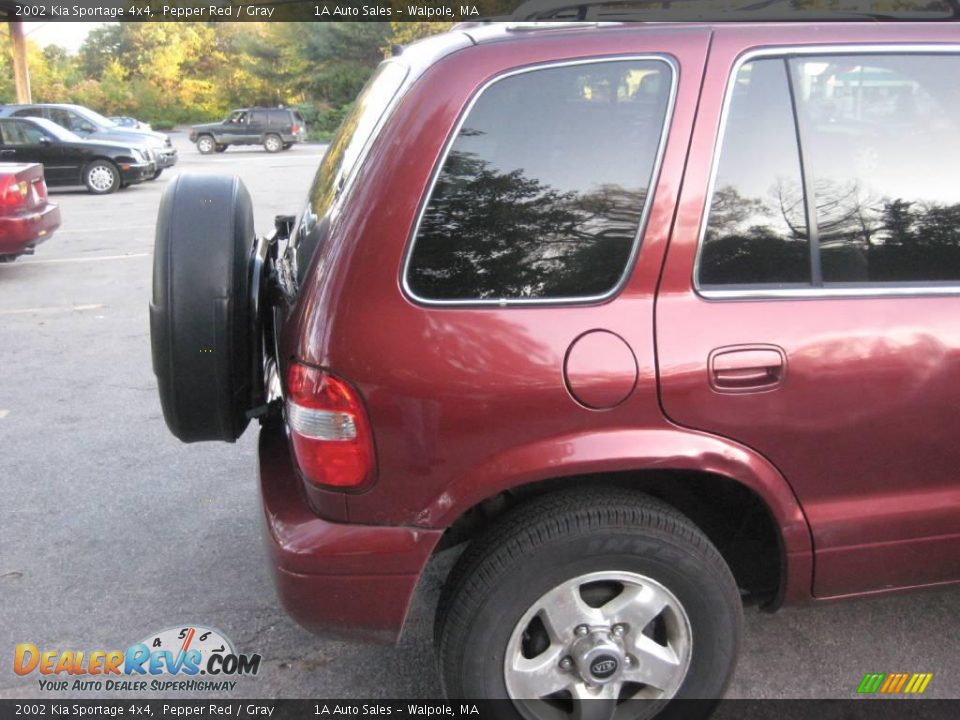 2002 Kia Sportage 4x4 Pepper Red / Gray Photo #14