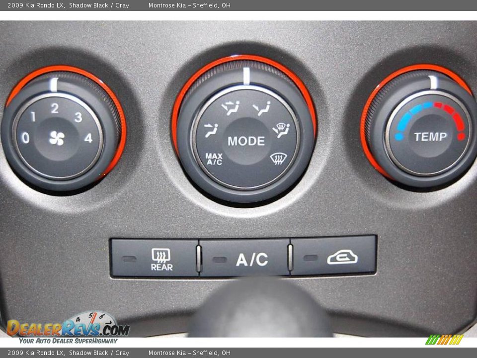 2009 Kia Rondo LX Shadow Black / Gray Photo #24