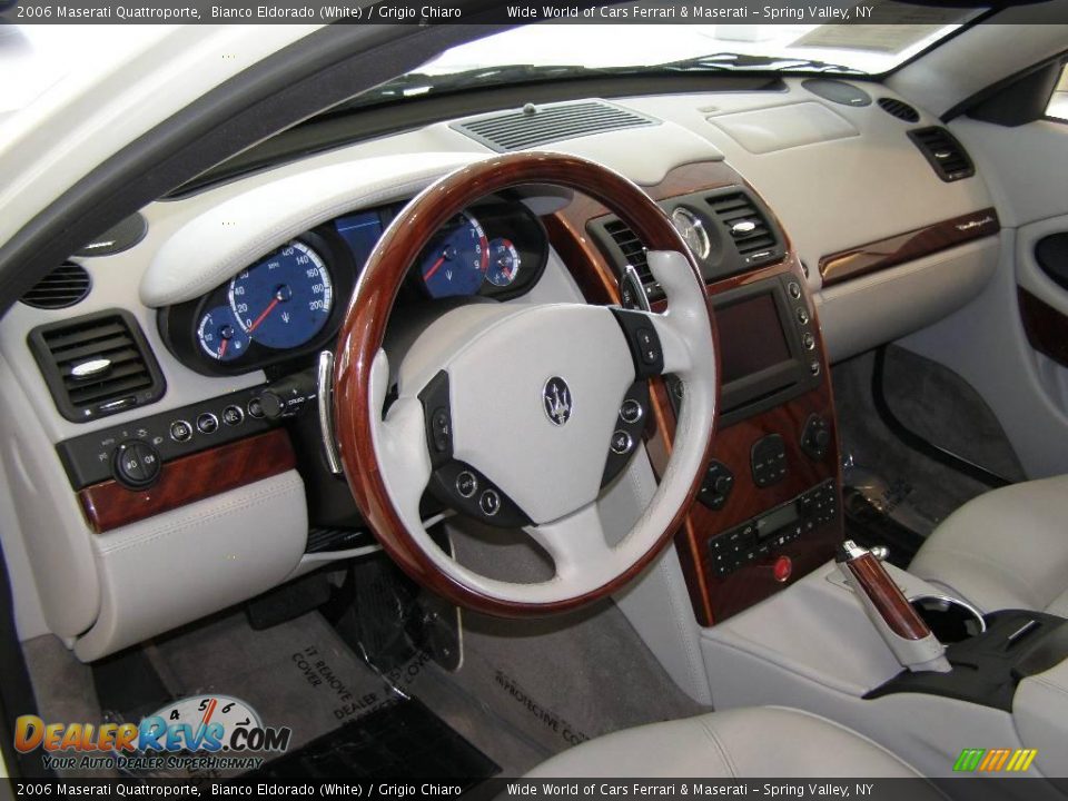 2006 Maserati Quattroporte Bianco Eldorado (White) / Grigio Chiaro Photo #8