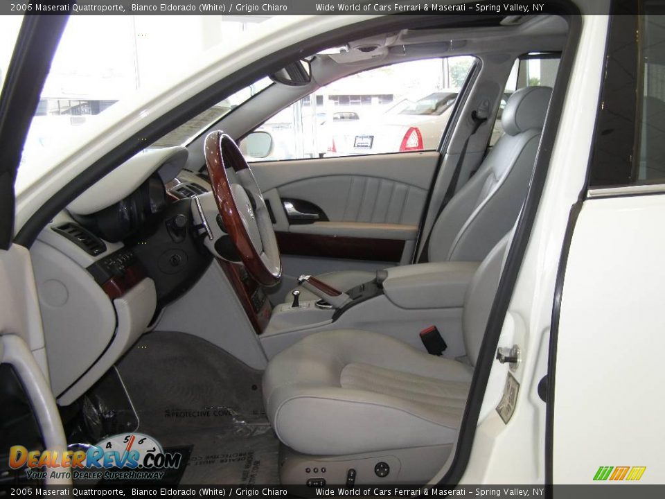 2006 Maserati Quattroporte Bianco Eldorado (White) / Grigio Chiaro Photo #10
