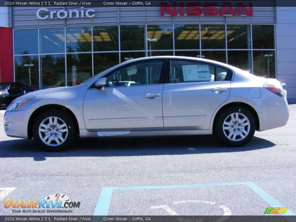 2010 Nissan Altima 2.5 S Radiant Silver / Frost Photo #1